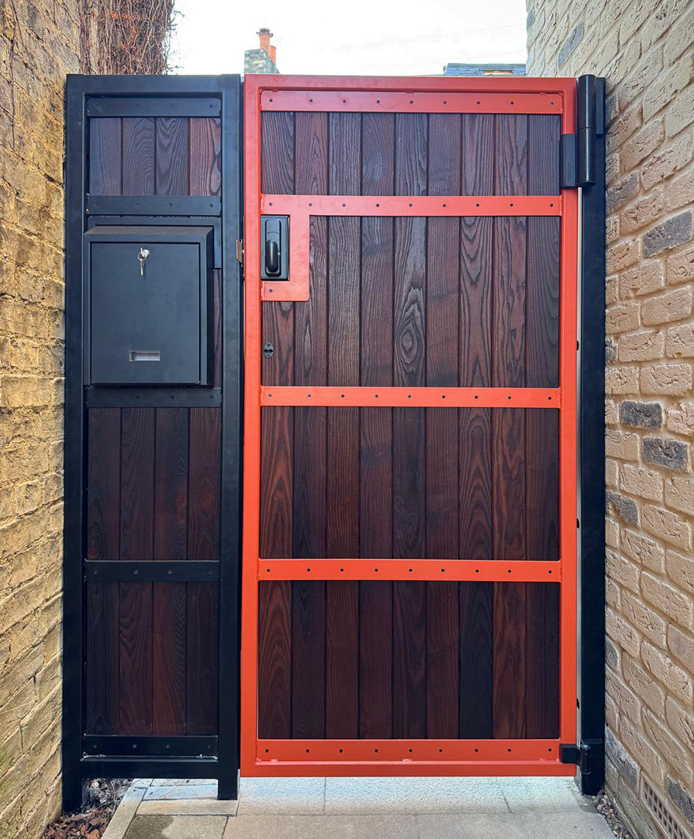 Red Metal Framed Wooden Tall Side Gat
